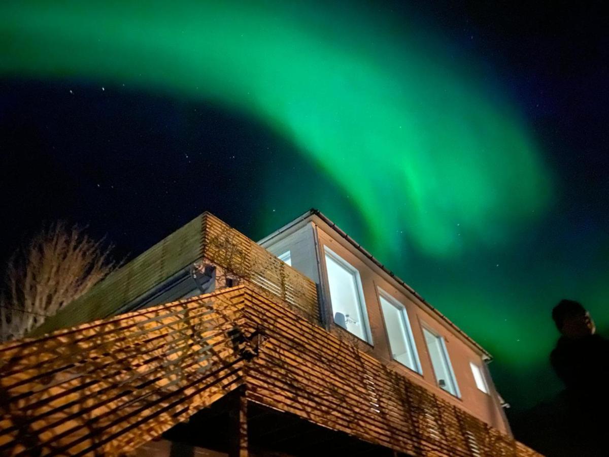 Waterfront Senja Apartment Torsken Exterior photo