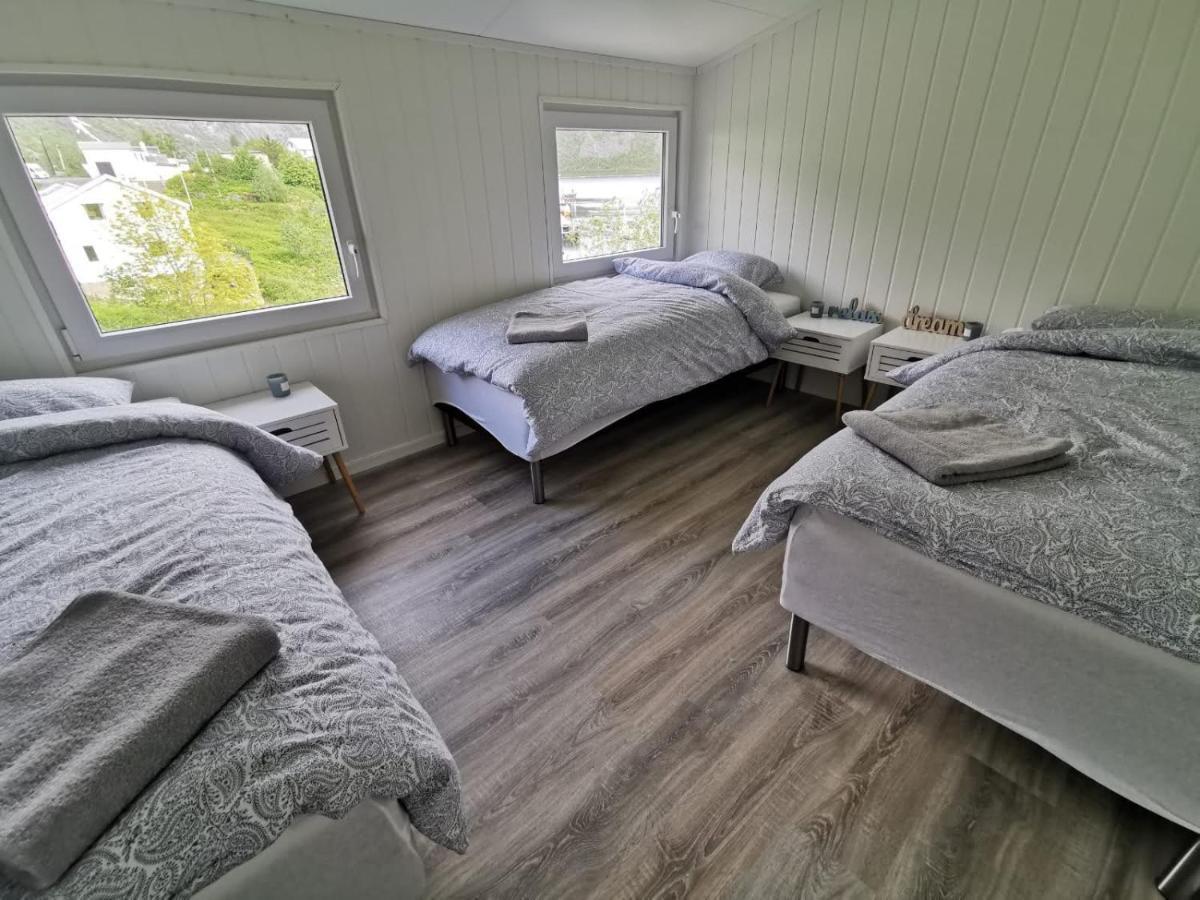 Waterfront Senja Apartment Torsken Exterior photo