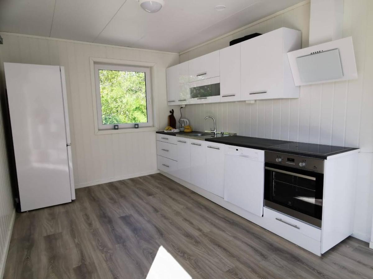Waterfront Senja Apartment Torsken Exterior photo